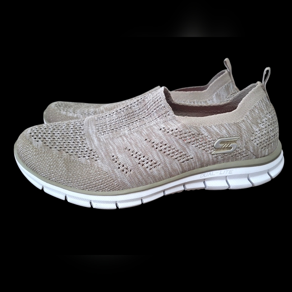 Skechers Dual Lite Air Cooled Memory Foam Slip On Shoes Size 10
